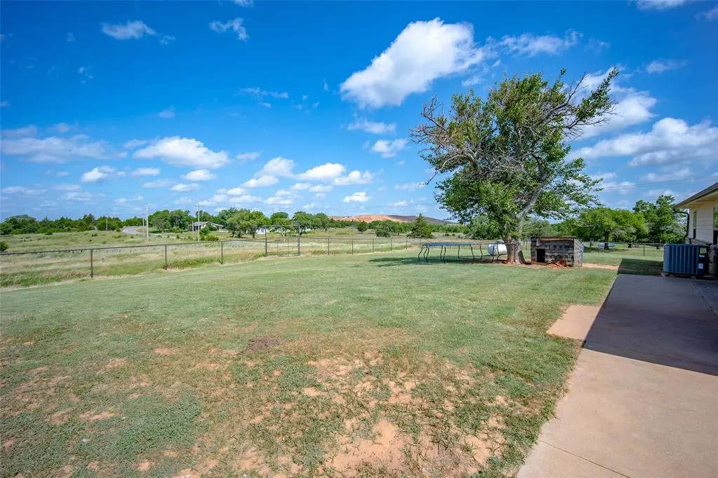 Photo 9 — 1731 County Road 1441, Ninnekah, OK 73067