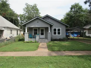 Sold home at 116 S Locust Street