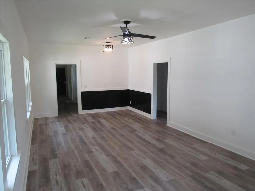 Photo 4 — 116 S Locust Street, Pauls Valley, OK 73075