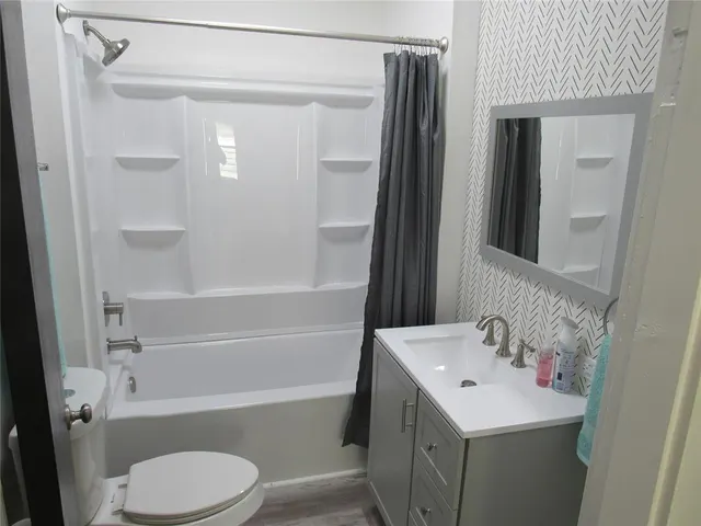 Photo 6 — 116 S Locust Street, Pauls Valley, OK 73075