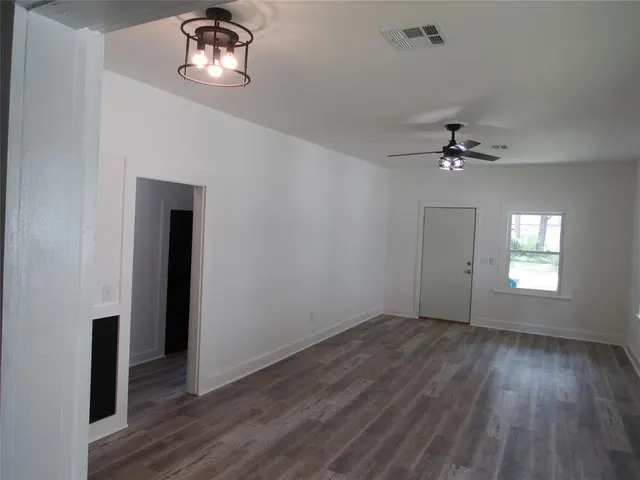 Photo 8 — 116 S Locust Street, Pauls Valley, OK 73075