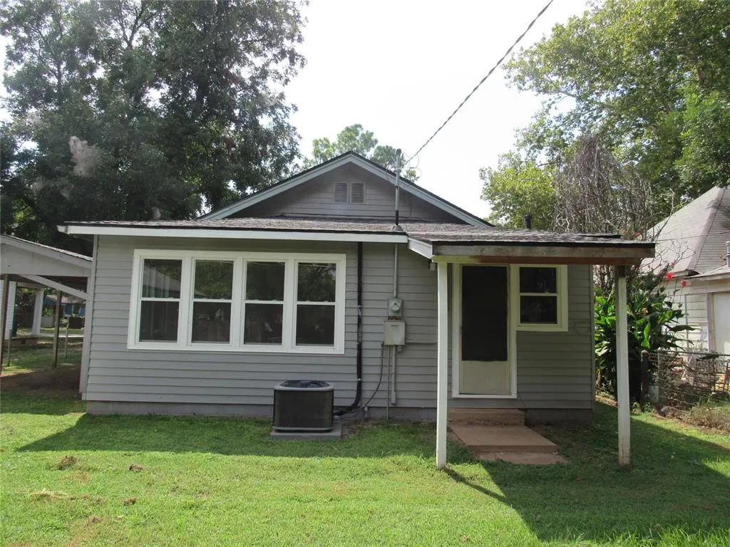 Photo 14 — 116 S Locust Street, Pauls Valley, OK 73075