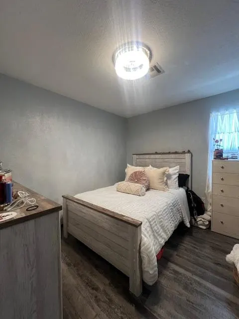 Photo 5 — 1330 HILL CROSS Court, Oklahoma City, OK 73159
