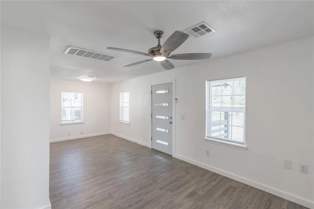 Photo 7 — 106 Slant Street, El Reno, OK 73036