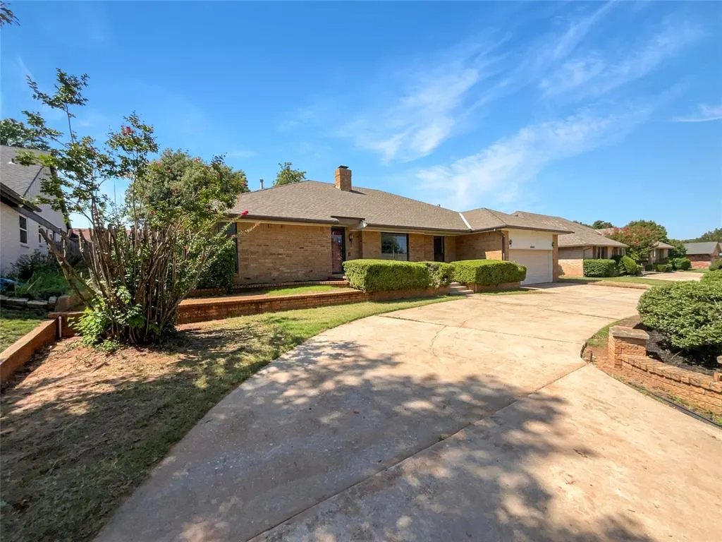 Photo 9 — 4044 Spyglass Road, Oklahoma City, OK 73120