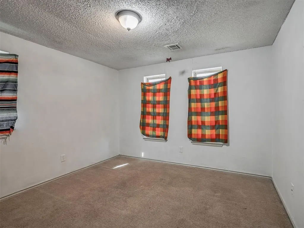 Photo 22 — 119 Windsor Drive, Chickasha, OK 73018