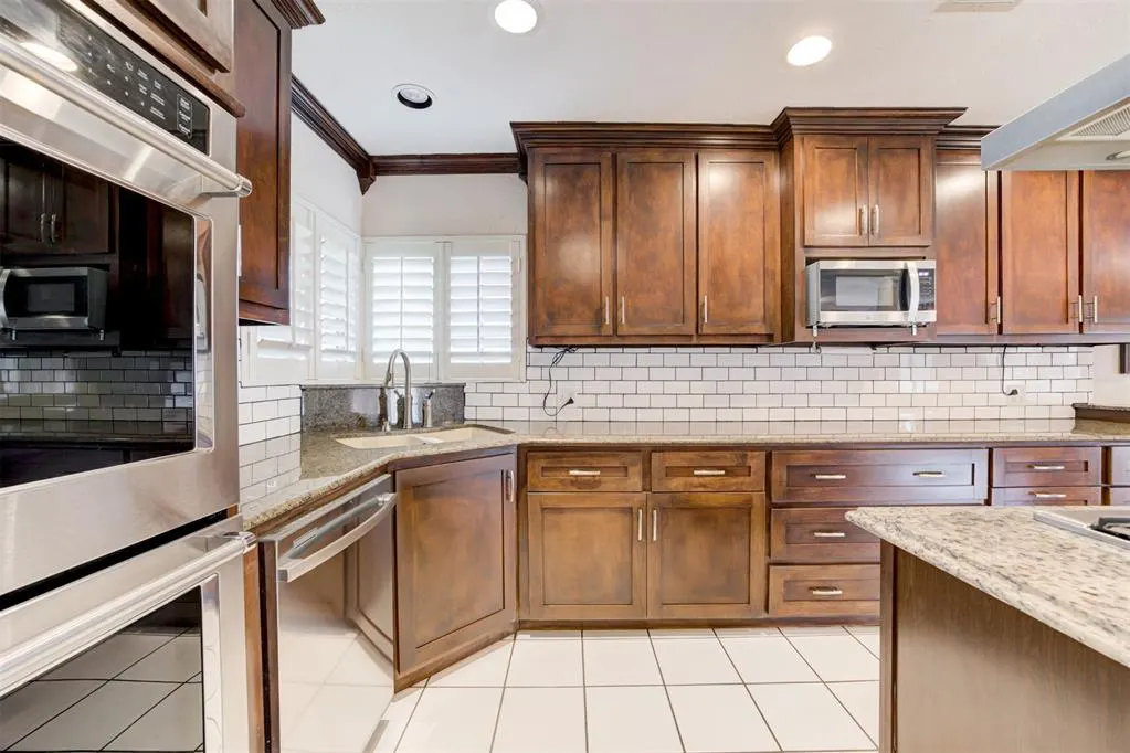 Photo 20 — 3708 NE Kings Row, Forest Park, OK 73121