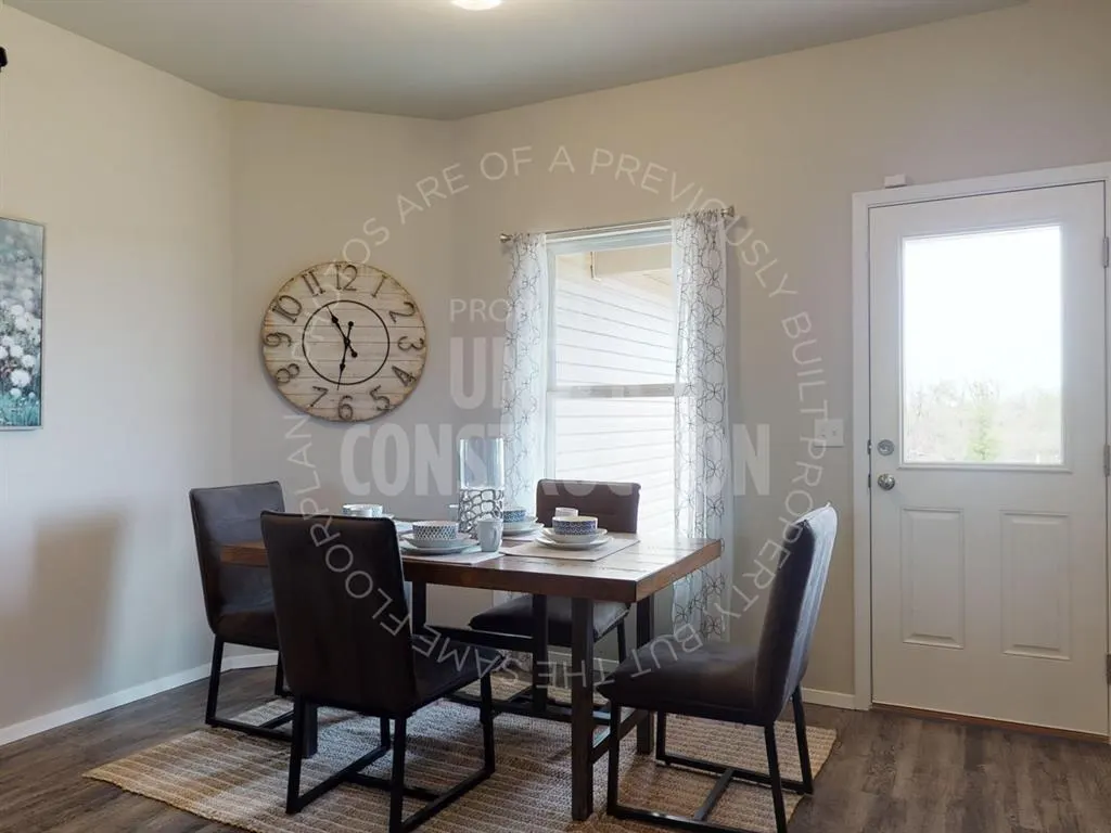 Photo 3 — 450 SW 11th Street, Newcastle, OK 73065