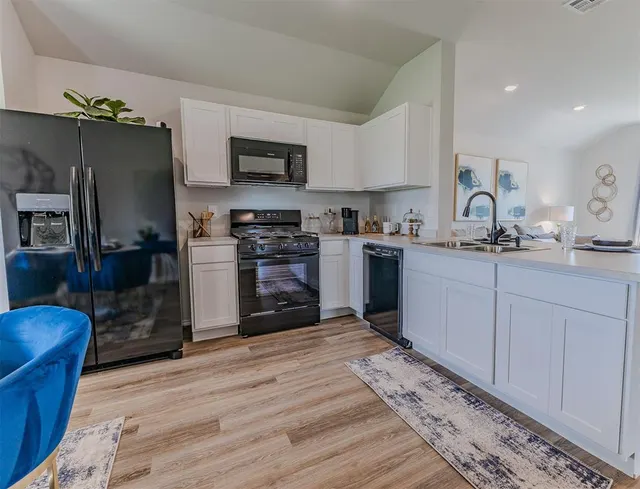 Photo 7 — 450 SW 11th Street, Newcastle, OK 73065