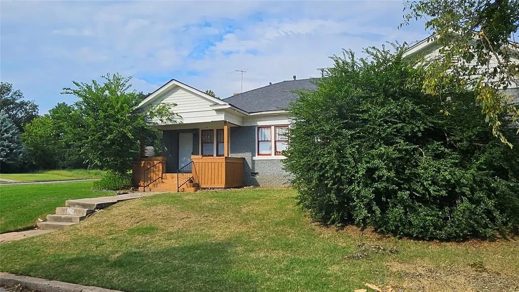 Photo 2 — 2201 N Barnes Avenue, Oklahoma City, OK 73107