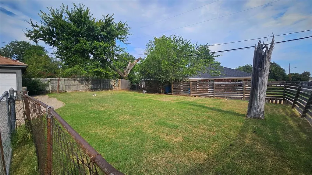 Photo 23 — 2201 N Barnes Avenue, Oklahoma City, OK 73107