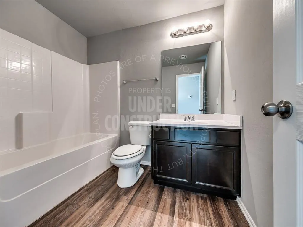 Photo 7 — 372 SW 11th Street, Newcastle, OK 73065