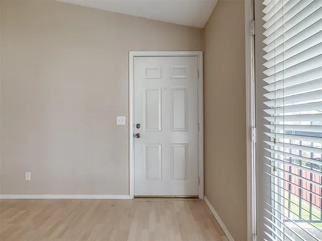 Photo 5 — 3003 River Oaks Drive 241, Norman, OK 73072