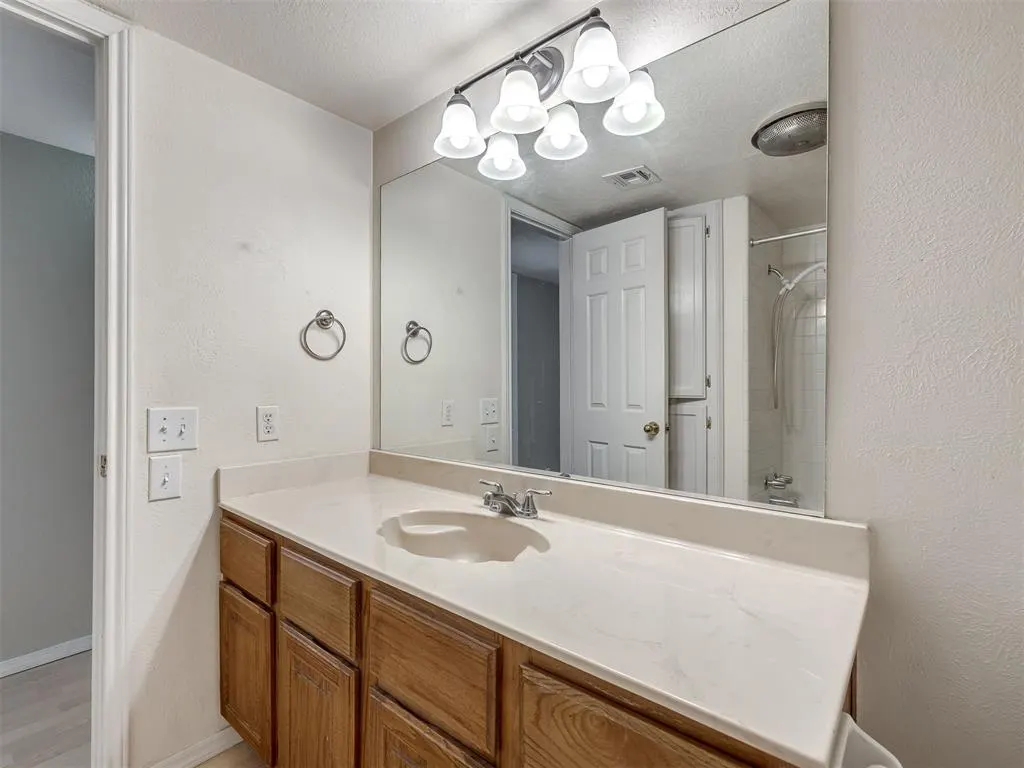 Photo 34 — 3003 River Oaks Drive 241, Norman, OK 73072