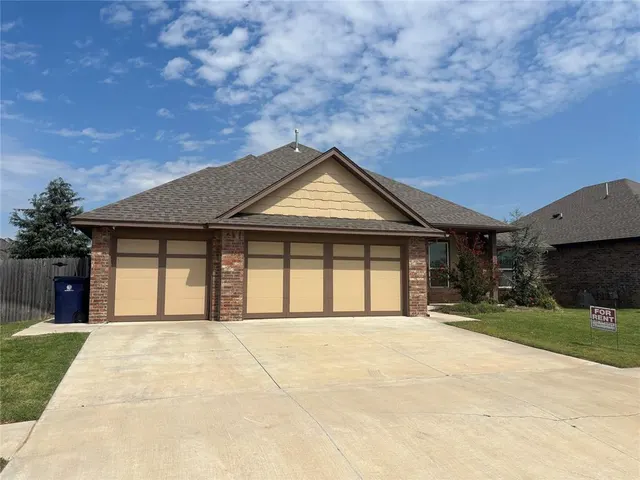 Photo 3 — 8505 NW 110th Street, Oklahoma City, OK 73162