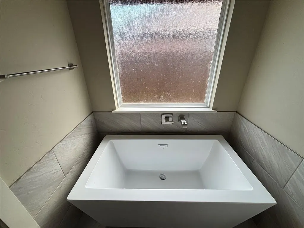 Photo 9 — 8505 NW 110th Street, Oklahoma City, OK 73162