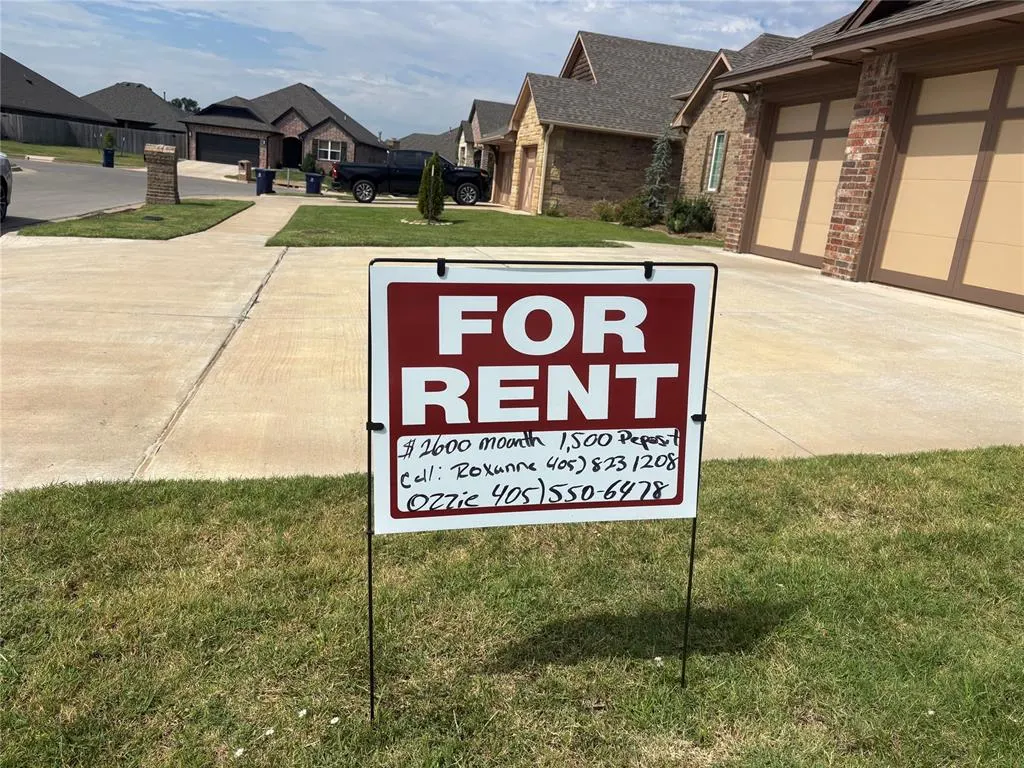 Photo 33 — 8505 NW 110th Street, Oklahoma City, OK 73162