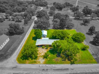 Sold home at 414 S 3rd Street