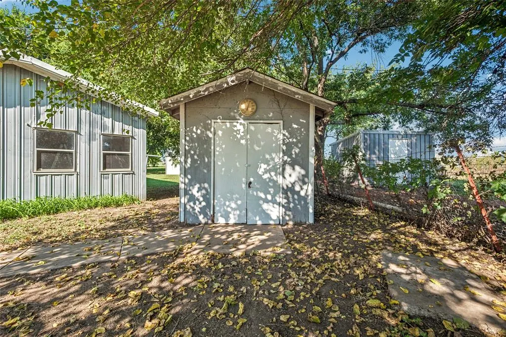Photo 33 — 719 NW Belle Drive, Minco, OK 73059