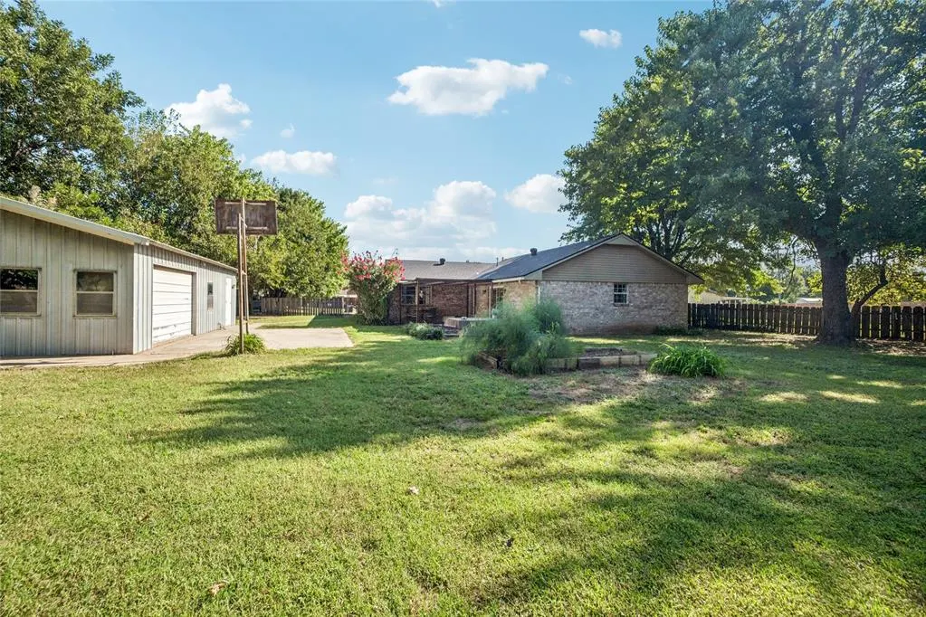 Photo 35 — 719 NW Belle Drive, Minco, OK 73059