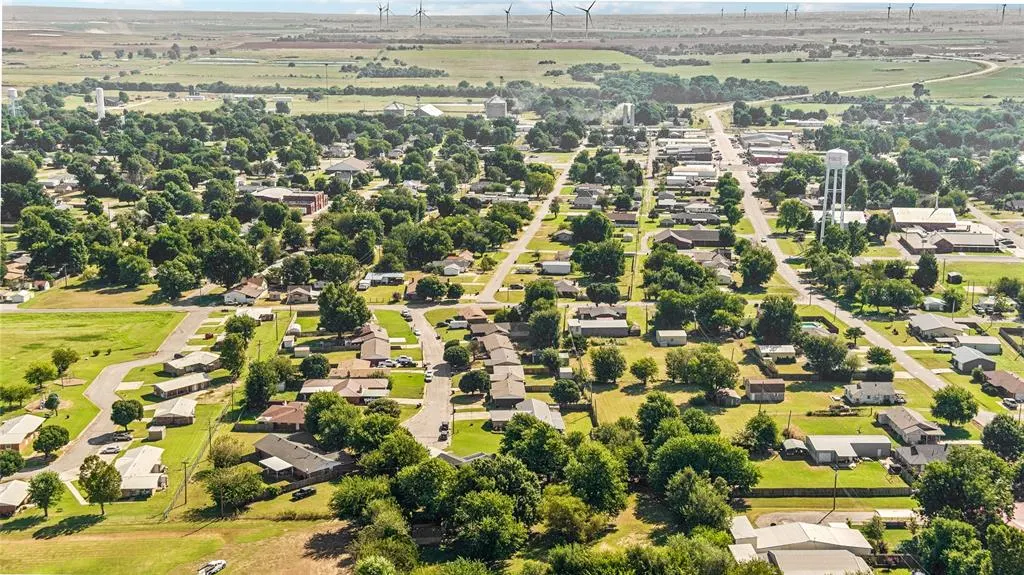 Photo 42 — 719 NW Belle Drive, Minco, OK 73059