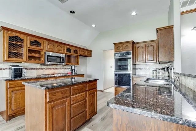 Photo 6 — 8955 Falcon Drive, Piedmont, OK 73078