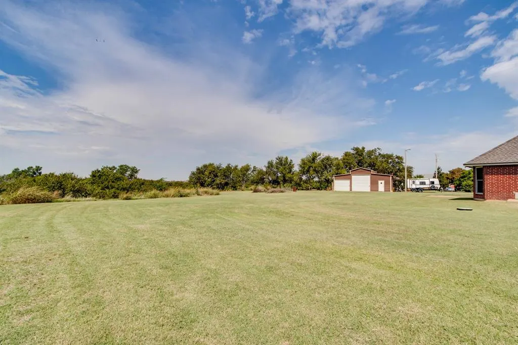 Photo 22 — 8955 Falcon Drive, Piedmont, OK 73078