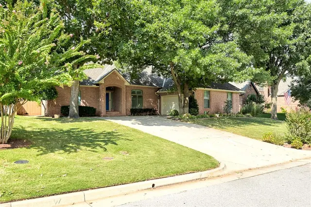 Photo 5 — 13237 Cedar Trail, Oklahoma City, OK 73131