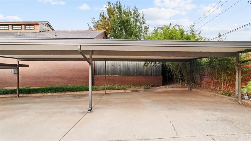 Photo 43 — 6428 Brandywine Lane, Oklahoma City, OK 73116