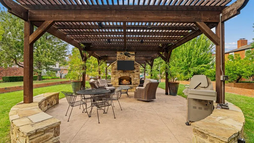 Photo 47 — 6428 Brandywine Lane, Oklahoma City, OK 73116