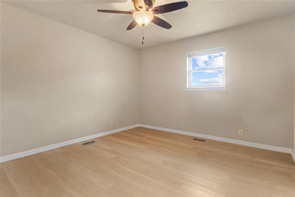 Photo 24 — 171 Circle Drive, Weatherford, OK 73096