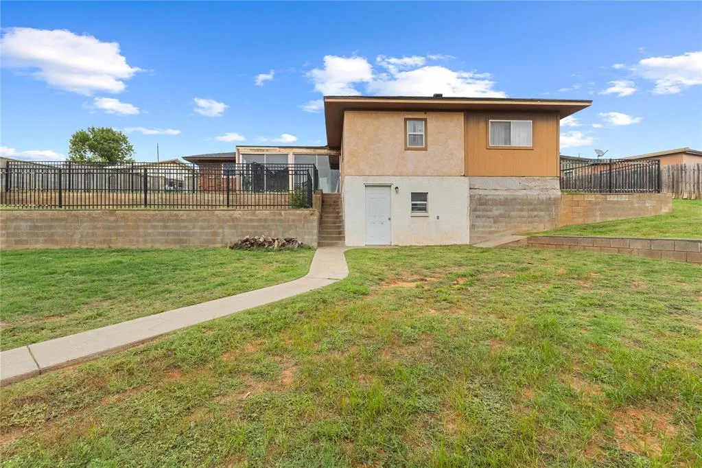 Photo 37 — 171 Circle Drive, Weatherford, OK 73096