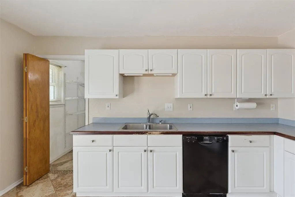 Photo 13 — 2111 Green Turf Circle, Norman, OK 73026