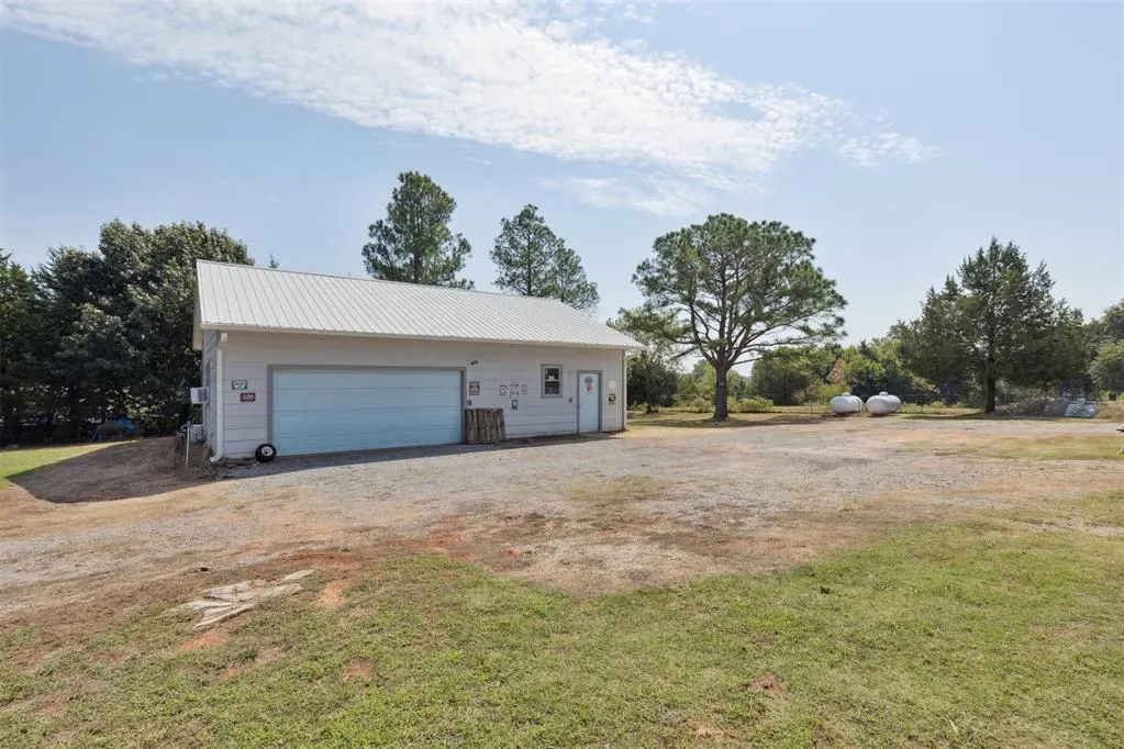 Photo 40 — 2111 Green Turf Circle, Norman, OK 73026