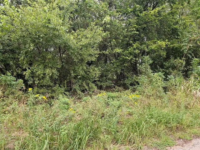 Photo 2 — 300 W Huron Street, Purcell, OK 73080