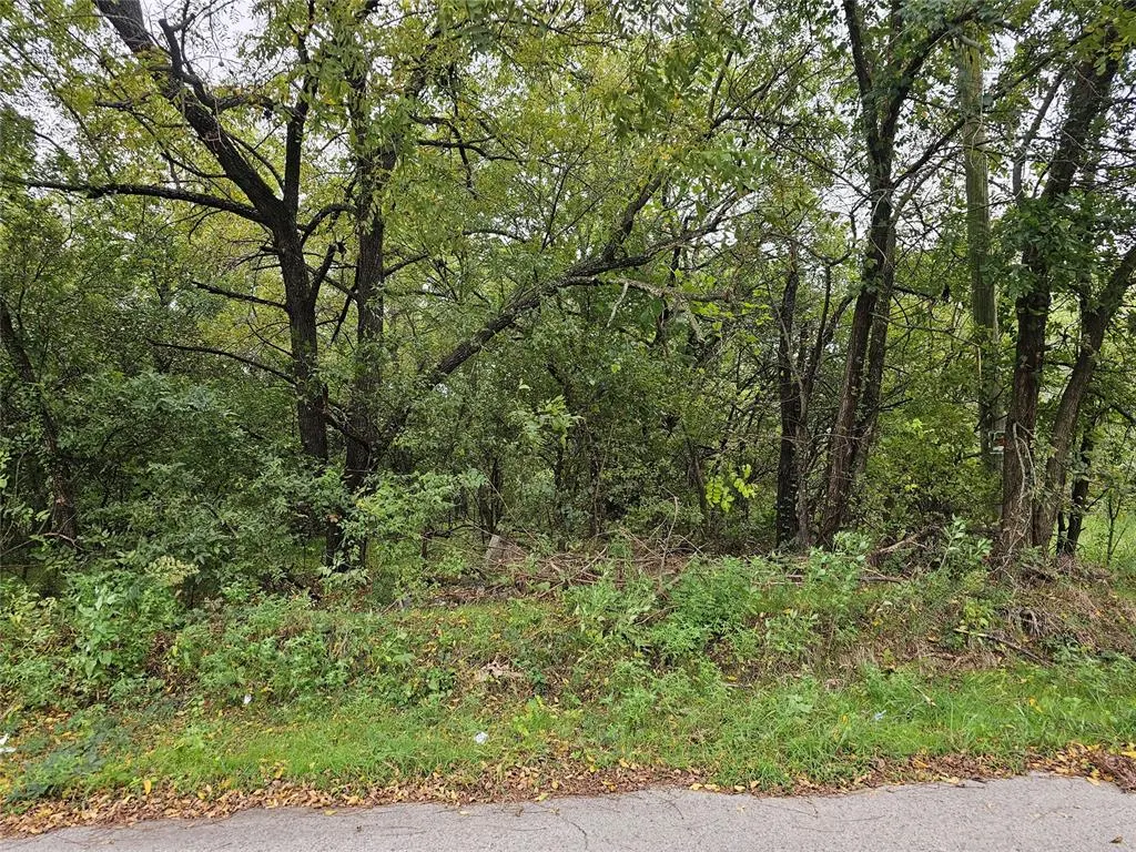 Photo 5 — 300 W Huron Street, Purcell, OK 73080
