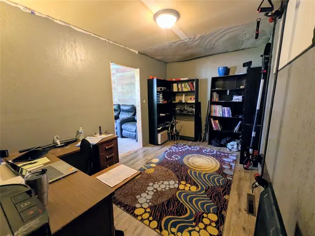 Photo 6 — 521 W Collge Avenue, Blackwell, OK 74631