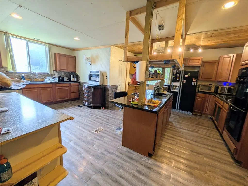 Photo 10 — 521 W Collge Avenue, Blackwell, OK 74631