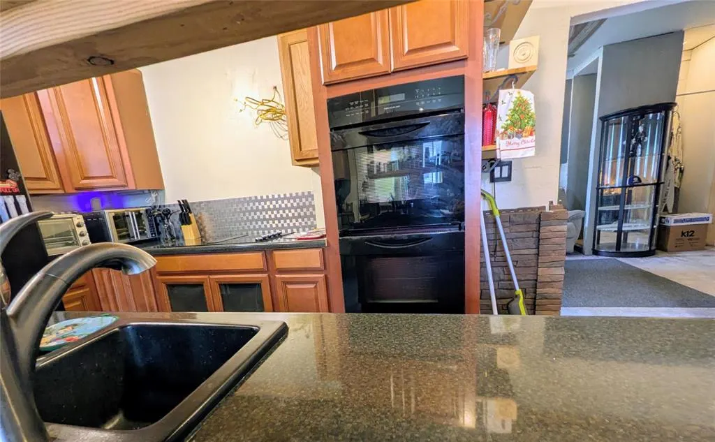 Photo 11 — 521 W Collge Avenue, Blackwell, OK 74631