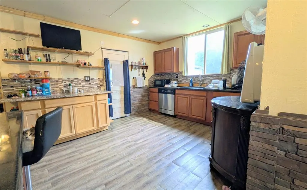 Photo 14 — 521 W Collge Avenue, Blackwell, OK 74631
