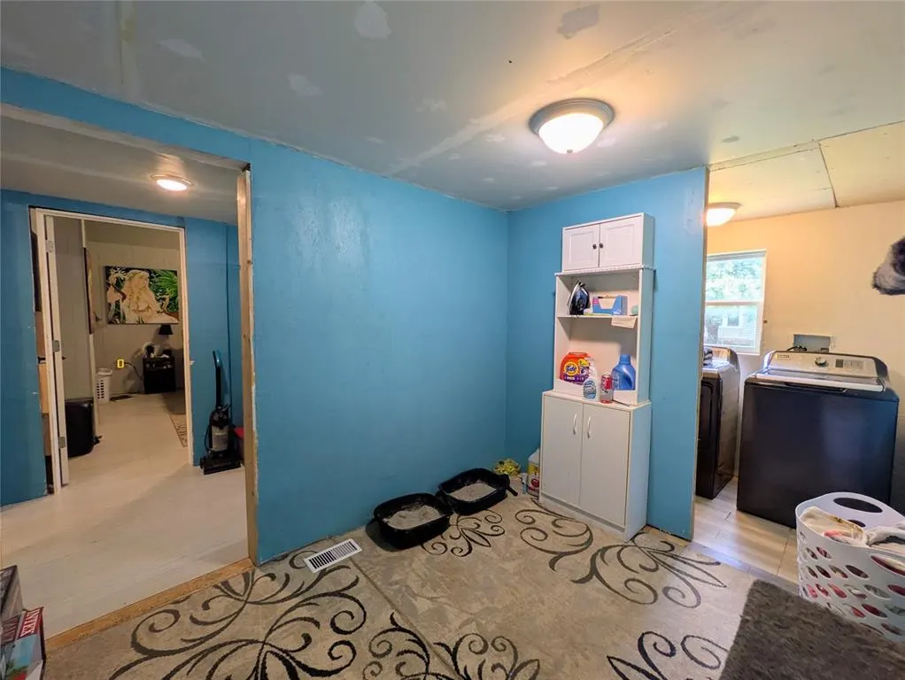 Photo 18 — 521 W Collge Avenue, Blackwell, OK 74631