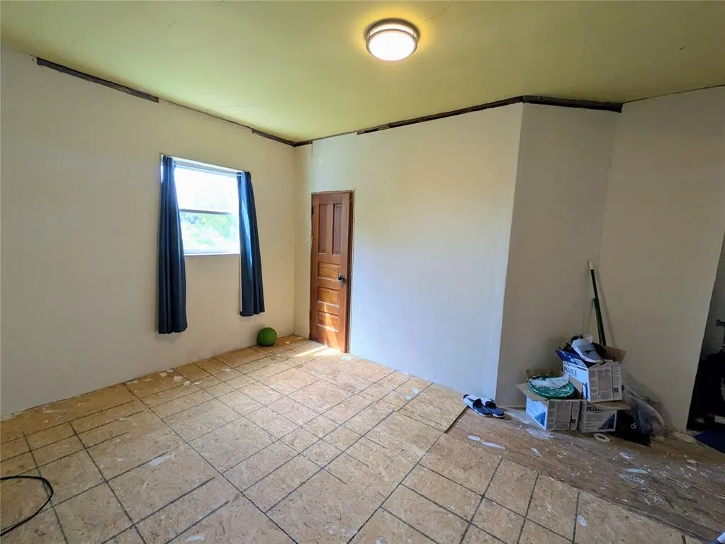 Photo 24 — 521 W Collge Avenue, Blackwell, OK 74631