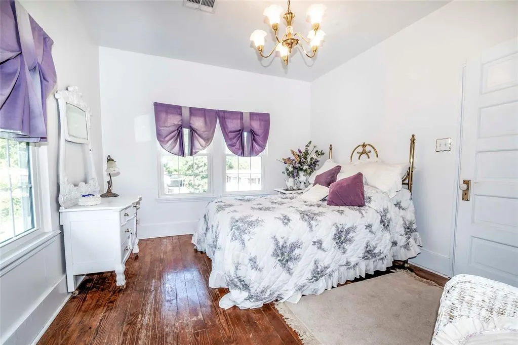 Photo 16 — 406 W 9th Street, Stroud, OK 74079