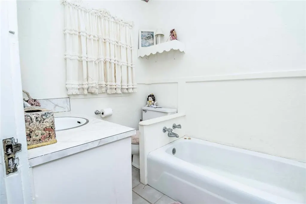 Photo 24 — 406 W 9th Street, Stroud, OK 74079