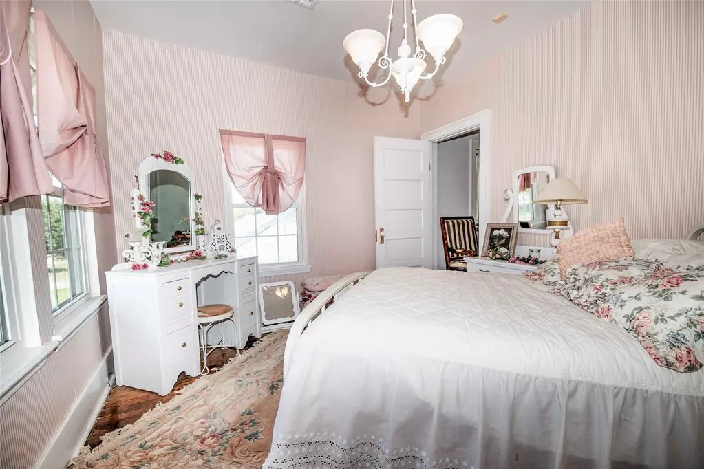 Photo 27 — 406 W 9th Street, Stroud, OK 74079