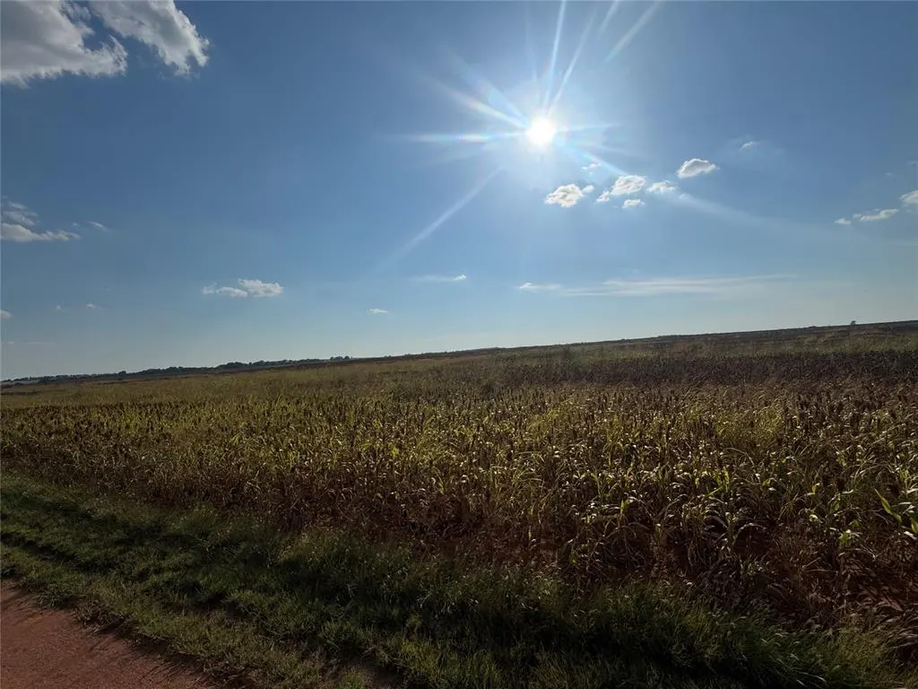 Photo 2 — 1270 E Rd. & N. 2020 Road, Carter, OK 73627