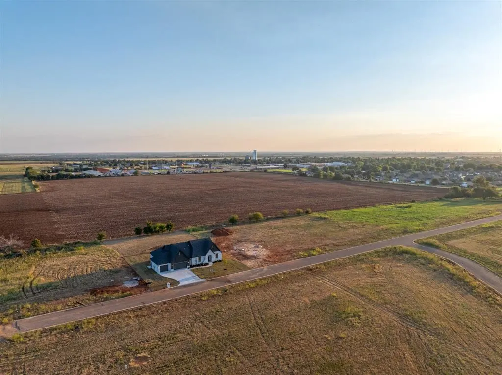 Photo 46 — 19461 Cashion Lakes Drive, Cashion, OK 73016