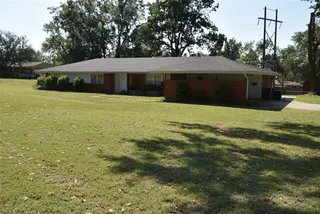 Sold home at 611 Morningside Drive