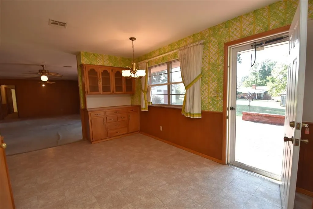 Photo 23 — 611 Morningside Drive, Seminole, OK 74868