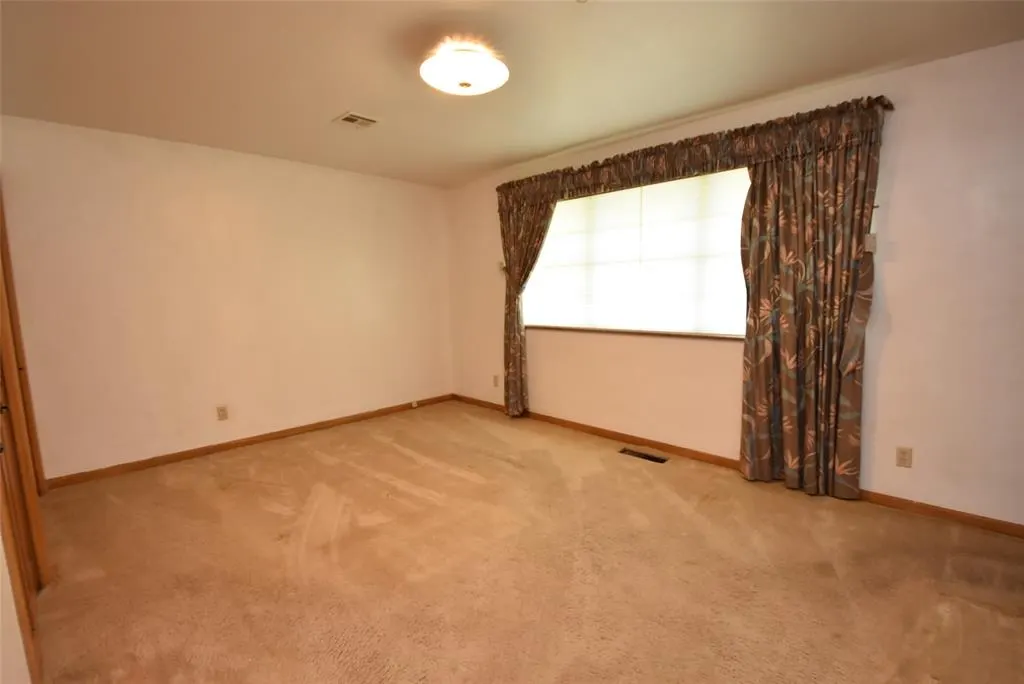 Photo 38 — 611 Morningside Drive, Seminole, OK 74868